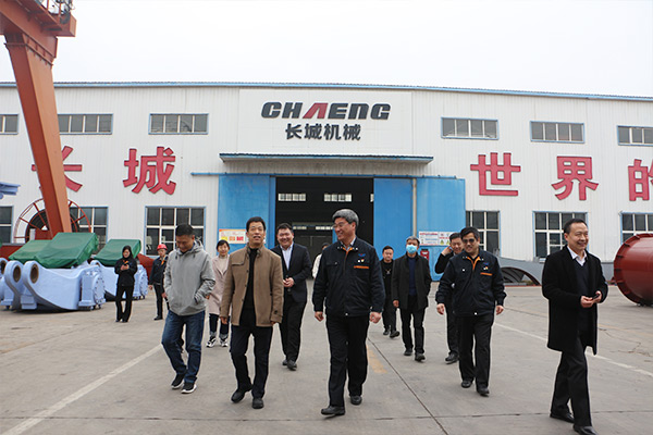 河南省商務(wù)廳領(lǐng)導(dǎo)蒞臨新鄉(xiāng)長城機(jī)械實(shí)地核查電子商務(wù)發(fā)展情況 河南省商務(wù)廳領(lǐng)導(dǎo)蒞臨新鄉(xiāng)長城機(jī)械實(shí)地核查電子商務(wù)發(fā)展情況