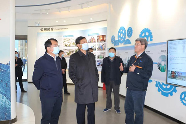 新鄉市人大常委會副主任職偉一行蒞臨長城公司調研 新鄉市人大常委會副主任職偉一行蒞臨長城公司調研