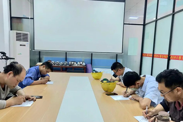 長城機械“師帶徒”結業考試 長城機械“師帶徒”結業考試